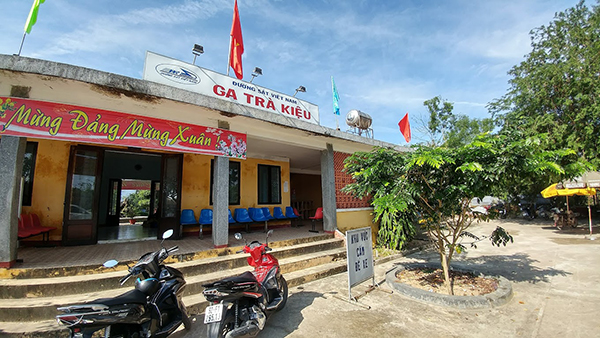 Gửi xe máy từ ga Sài Gòn ra Trà Kiệu